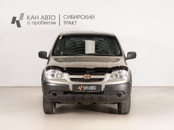 Chevrolet Niva I Рестайлинг с пробегом 2018 года, цена 714 957 рублей, 105926 км, внедорожник, Автокод Объявления