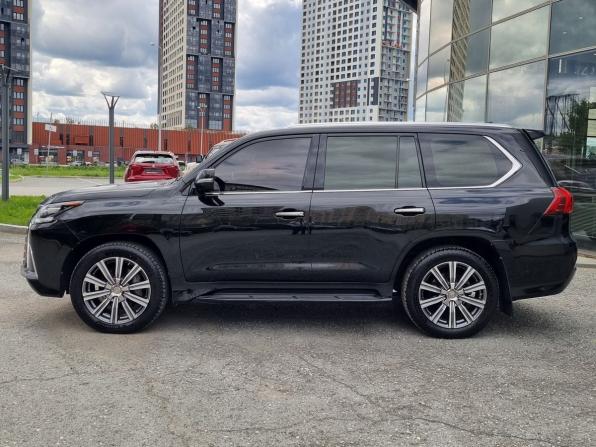Lexus LX III Рестайлинг 2 с пробегом 2016 года, цена 7 950 000 рублей, 248664 км, внедорожник, Автокод Объявления