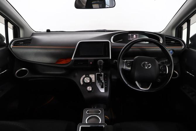 Toyota Sienta II Рестайлинг с пробегом 2020 года, цена 1 449 000 рублей, 94000 км, минивэн, Автокод Объявления