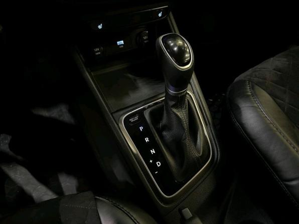 Hyundai Solaris II Рестайлинг с пробегом 2021 года, цена 1 549 000 рублей, 63997 км, седан, Автокод Объявления