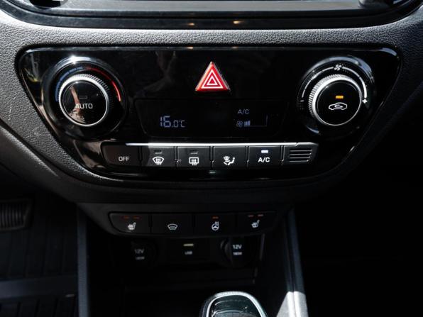 Hyundai Solaris II Рестайлинг с пробегом 2020 года, цена 1 568 800 рублей, 121374 км, седан, Автокод Объявления