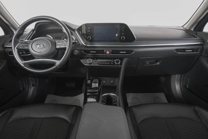 Hyundai Sonata VIII (DN8) с пробегом 2021 года, цена 2 099 000 рублей, 132000 км, седан, Автокод Объявления