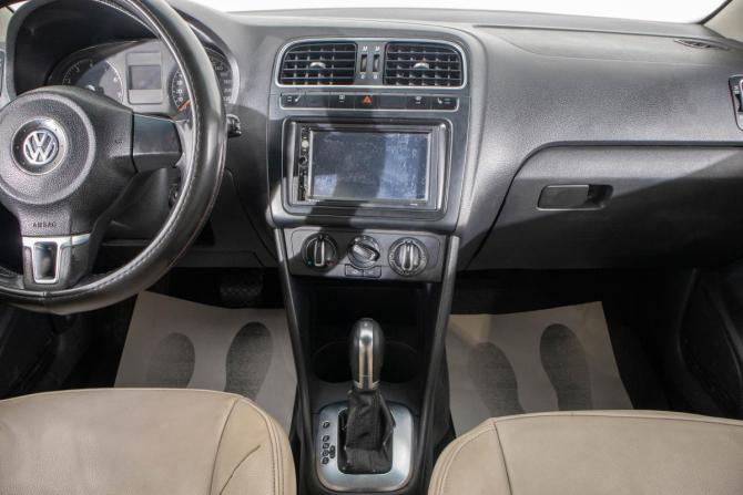 Volkswagen Polo V с пробегом 2012 года, цена 669 000 рублей, 315000 км, седан, Автокод Объявления