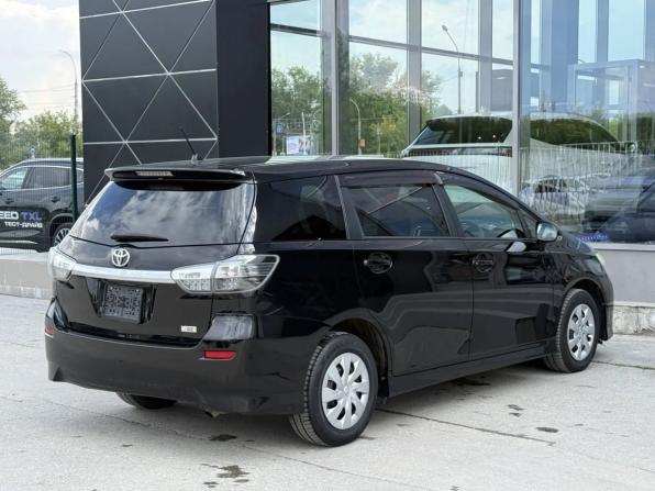 Toyota Wish II Рестайлинг с пробегом 2014 года, цена 1 300 000 рублей, 184881 км, минивэн, Автокод Объявления