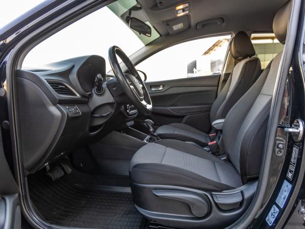 Hyundai Solaris II с пробегом 2018 года, цена 1 498 000 рублей, 92842 км, седан, Автокод Объявления