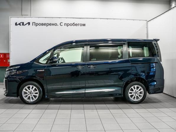 Toyota Voxy III (R80) с пробегом 2014 года, цена 1 689 000 рублей, 148352 км, минивэн, Автокод Объявления