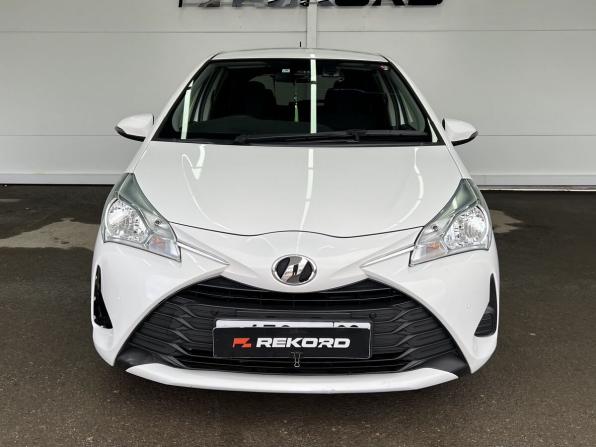 Toyota Vitz III (XP130) Рестайлинг с пробегом 2019 года, цена 1 139 000 рублей, 39600 км, хэтчбек, Автокод Объявления