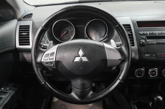 Mitsubishi Outlander II Рестайлинг с пробегом 2012 года, цена 1 229 000 рублей, 193000 км, внедорожник, Автокод Объявления