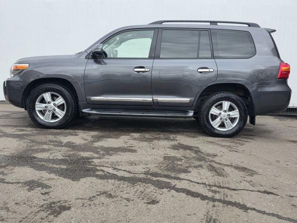 Toyota Land Cruiser 200 Series Рестайлинг 1 с пробегом 2014 года, цена 3 300 000 рублей, 448768 км, внедорожник, Автокод Объявления