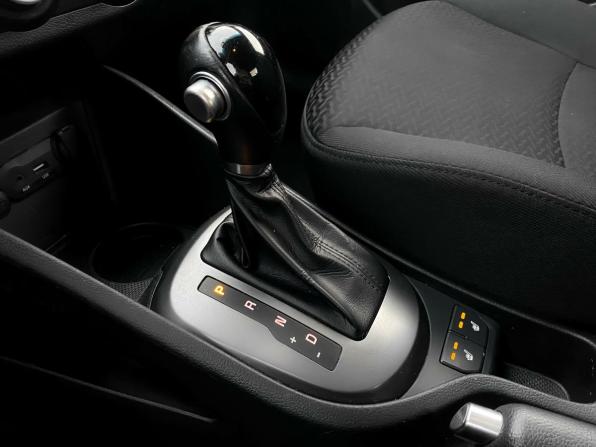 Kia Rio III Рестайлинг с пробегом 2016 года, цена 926 000 рублей, 217756 км, седан, Автокод Объявления