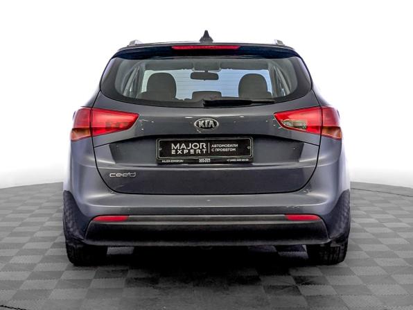 Kia Ceed II Рестайлинг с пробегом 2018 года, цена 1 300 000 рублей, 171570 км, универсал, Автокод Объявления