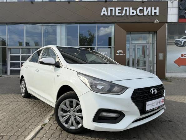 Hyundai Solaris II с пробегом 2019 года, цена 881 096 рублей, 128662 км, седан, Автокод Объявления