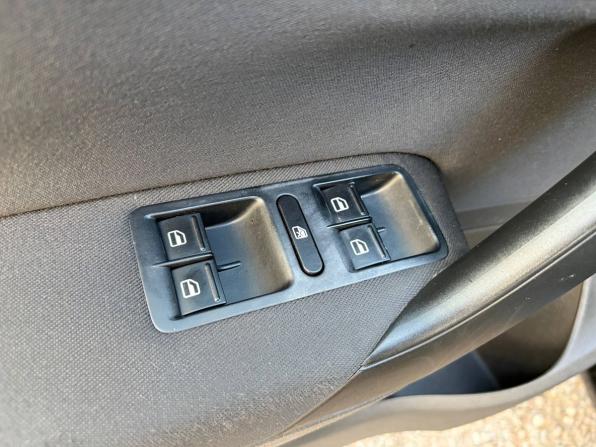 Volkswagen Polo V с пробегом 2012 года, цена 585 000 рублей, 190000 км, хэтчбек, Автокод Объявления