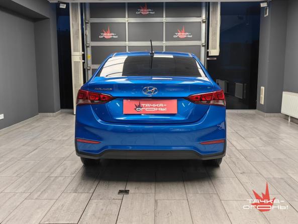 Hyundai Solaris II с пробегом 2017 года, цена 948 000 рублей, 62000 км, седан, Автокод Объявления