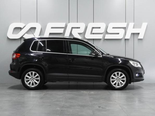 Volkswagen Tiguan I с пробегом 2009 года, цена 1 060 000 рублей, 236203 км, внедорожник, Автокод Объявления