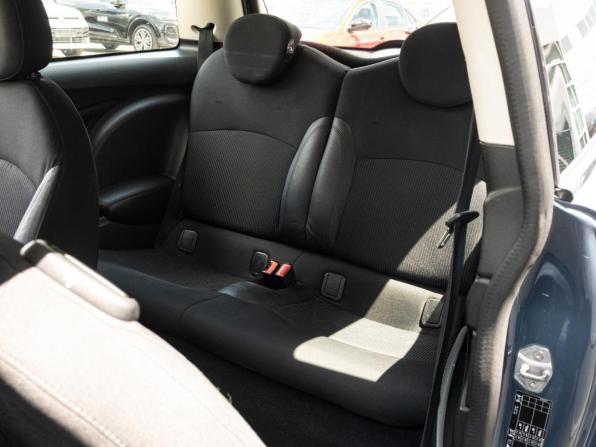 Mini Hatch II (R56) Рестайлинг с пробегом 2010 года, цена 960 000 рублей, 175647 км, хэтчбек, Автокод Объявления