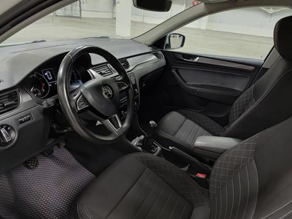 Skoda Rapid I Рестайлинг с пробегом 2018 года, цена 1 195 000 рублей, 118964 км, лифтбек, Автокод Объявления