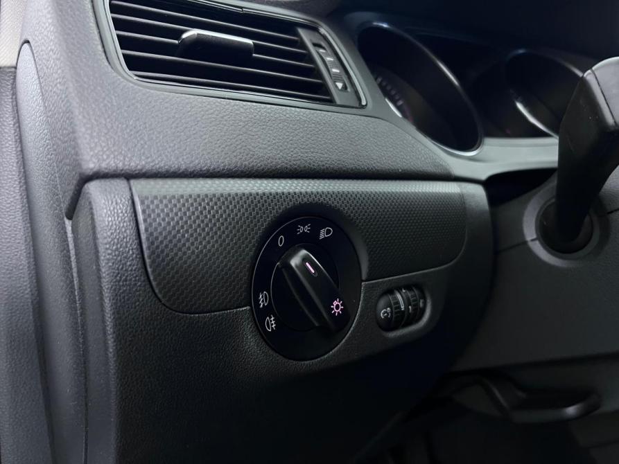 Volkswagen Jetta VI Рестайлинг Ростов-на-Дону  - изображение 15