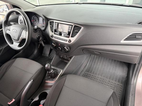 Hyundai Solaris II с пробегом 2019 года, цена 1 319 000 рублей, 107571 км, седан, Автокод Объявления