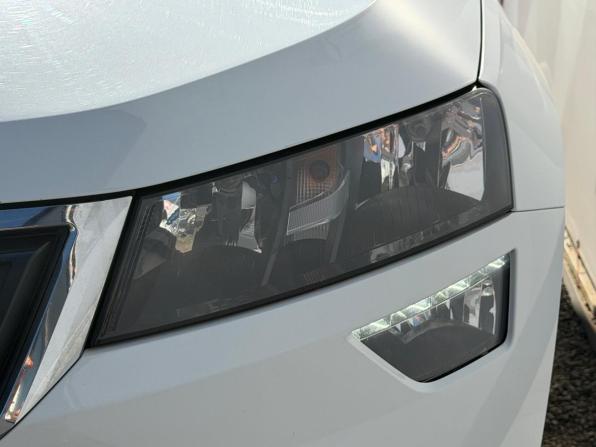 Skoda Karoq I с пробегом 2022 года, цена 2 555 000 рублей, 80203 км, внедорожник, Автокод Объявления
