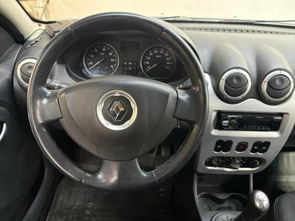 Renault Sandero I с пробегом 2013 года, цена 380 000 рублей, 236175 км, хэтчбек, Автокод Объявления