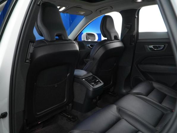 Volvo XC60 II Рестайлинг с пробегом 2021 года, цена 3 997 055 рублей, 159700 км, внедорожник, Автокод Объявления