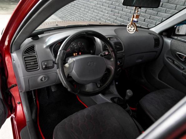 Hyundai Accent II с пробегом 2004 года, цена 290 000 рублей, 338477 км, седан, Автокод Объявления