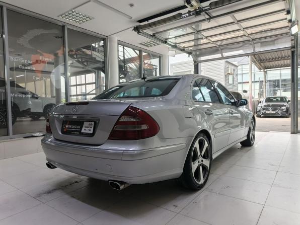Mercedes-Benz E-Класс III (W211 S211) с пробегом 2003 года, цена 1 030 000 рублей, 332820 км, седан, Автокод Объявления