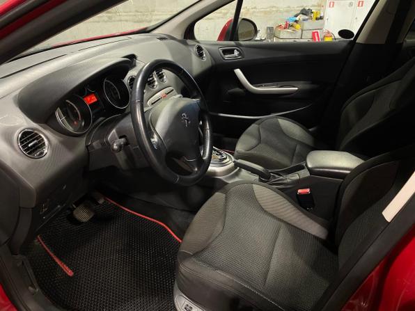 Peugeot 308 I Рестайлинг с пробегом 2011 года, цена 500 000 рублей, 184357 км, хэтчбек, Автокод Объявления