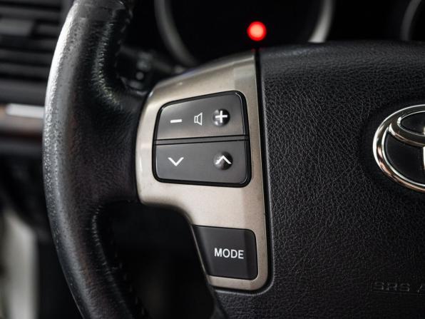 Toyota Land Cruiser 200 Series с пробегом 2011 года, цена 3 900 000 рублей, 237657 км, внедорожник, Автокод Объявления