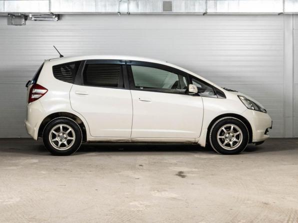 Honda Fit II с пробегом 2008 года, цена 739 000 рублей, 120191 км, хэтчбек, Автокод Объявления