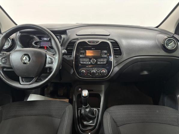 Renault Kaptur I с пробегом 2019 года, цена 1 300 000 рублей, 157844 км, внедорожник, Автокод Объявления