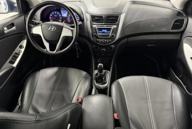 Hyundai Solaris I с пробегом 2011 года, цена 680 000 рублей, 176698 км, хэтчбек, Автокод Объявления