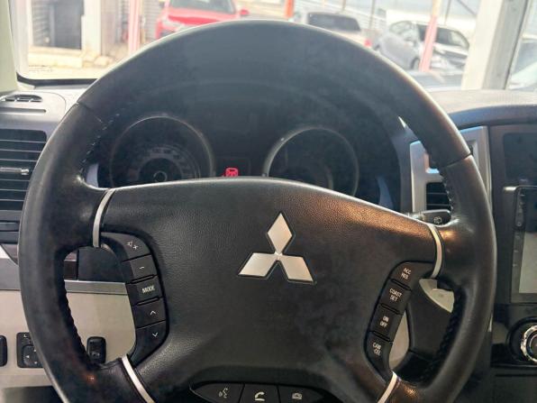 Mitsubishi Pajero IV Рестайлинг 2 с пробегом 2018 года, цена 2 880 000 рублей, 120933 км, внедорожник, Автокод Объявления