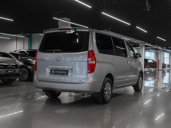 Hyundai Grand Starex I Рестайлинг 2 с пробегом 2018 года, цена 3 800 000 рублей, 65395 км, минивэн, Автокод Объявления