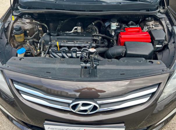 Hyundai Solaris I Рестайлинг с пробегом 2015 года, цена 890 000 рублей, 259925 км, седан, Автокод Объявления