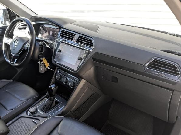 Volkswagen Tiguan II с пробегом 2018 года, цена 2 380 000 рублей, 105348 км, внедорожник, Автокод Объявления