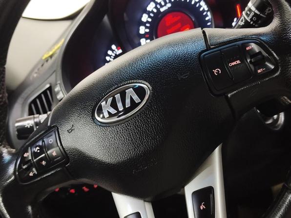 Kia Sportage III с пробегом 2013 года, цена 1 250 000 рублей, 89153 км, внедорожник, Автокод Объявления