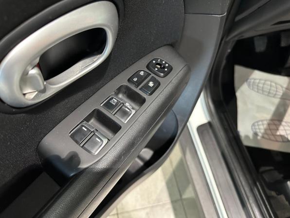 Kia Soul II Рестайлинг с пробегом 2017 года, цена 1 325 000 рублей, 101000 км, хэтчбек, Автокод Объявления