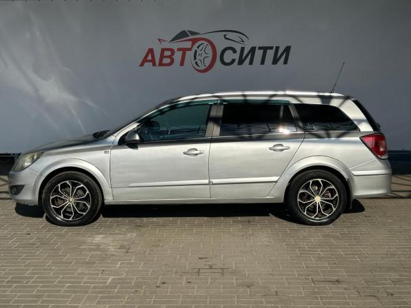 Opel Astra H Рестайлинг с пробегом 2012 года, цена 475 000 рублей, 216952 км, универсал, Автокод Объявления