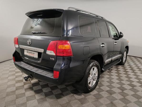 Toyota Land Cruiser 200 Series Рестайлинг 1 с пробегом 2015 года, цена 4 049 000 рублей, 204526 км, внедорожник, Автокод Объявления