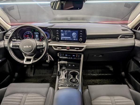 Kia K5 III с пробегом 2022 года, цена 2 425 000 рублей, 80484 км, седан, Автокод Объявления