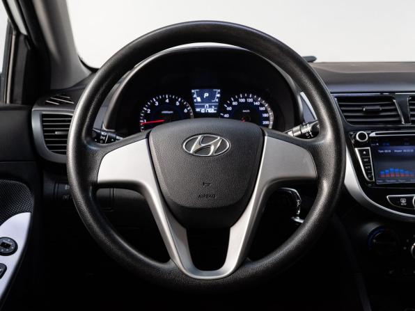 Hyundai Solaris I с пробегом 2014 года, цена 899 000 рублей, 101766 км, седан, Автокод Объявления
