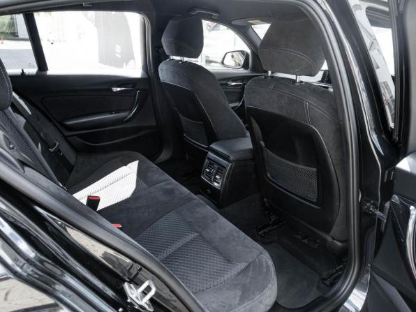 BMW 1 серии II (F20/F21) Рестайлинг 2 с пробегом 2018 года, цена 1 875 000 рублей, 65128 км, хэтчбек, Автокод Объявления