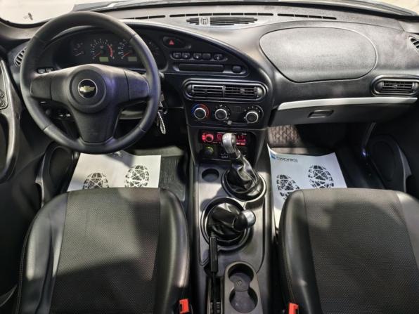 Chevrolet Niva I Рестайлинг с пробегом 2015 года, цена 653 300 рублей, 104228 км, внедорожник, Автокод Объявления