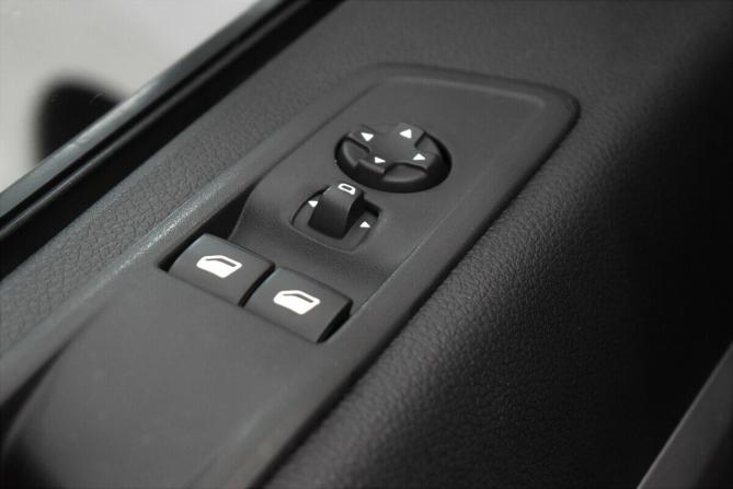 Peugeot Traveller I с пробегом 2021 года, цена 3 050 000 рублей, 129766 км, минивэн, Автокод Объявления