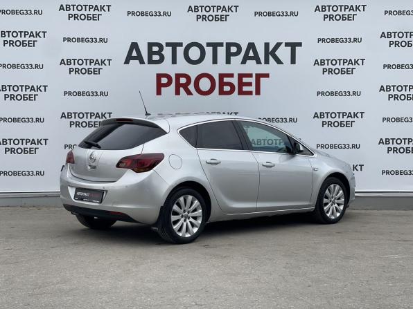 Opel Astra J с пробегом 2011 года, цена 580 000 рублей, 217000 км, хэтчбек, Автокод Объявления