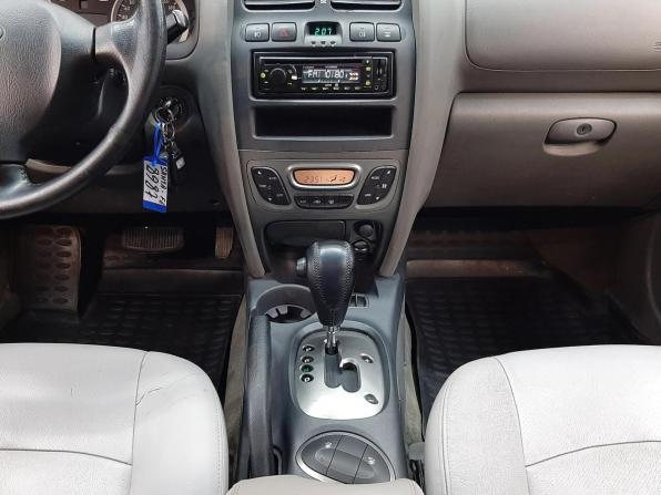 Hyundai Santa Fe Classic с пробегом 2011 года, цена 1 019 000 рублей, 205881 км, внедорожник, Автокод Объявления