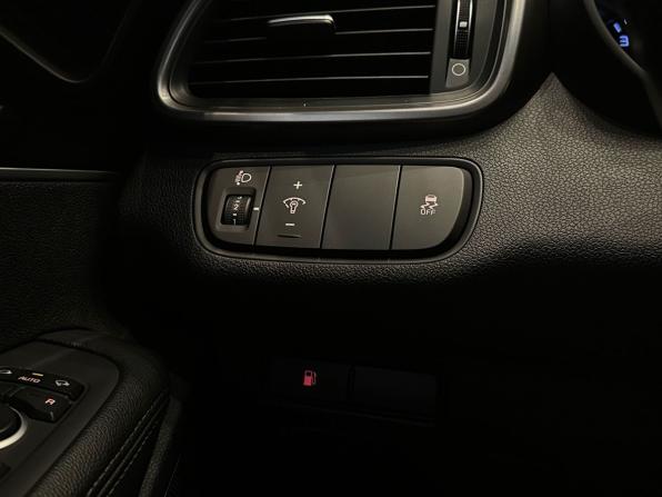 Kia Sorento III Prime Рестайлинг с пробегом 2019 года, цена 2 699 900 рублей, 139590 км, внедорожник, Автокод Объявления