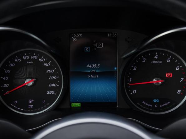 Mercedes-Benz C-Класс IV (W205) Рестайлинг с пробегом 2018 года, цена 3 248 000 рублей, 92000 км, седан, Автокод Объявления